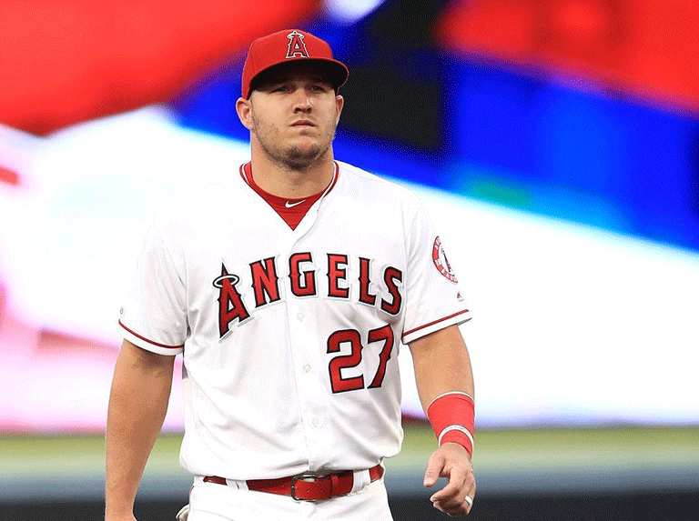 Cirugía de pie cierra campaña de Mike Trout