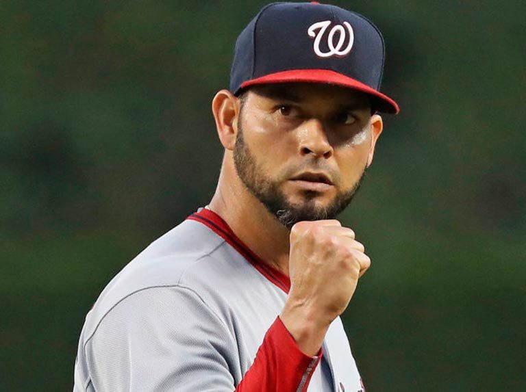 Aníbal Sánchez muestra el camino a los playoffs