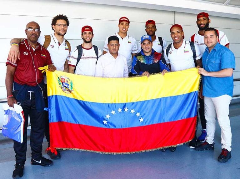 Selección de baloncesto llegó por todo lo alto