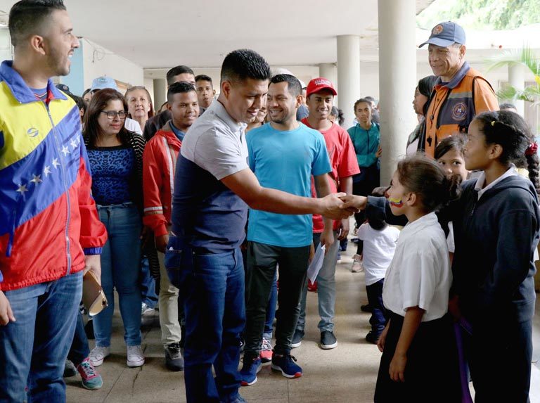 Masificación deportiva  impulsan en escuelas y liceos