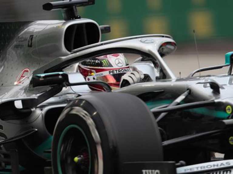 Hamilton mandó en los segundos libres de Singapur