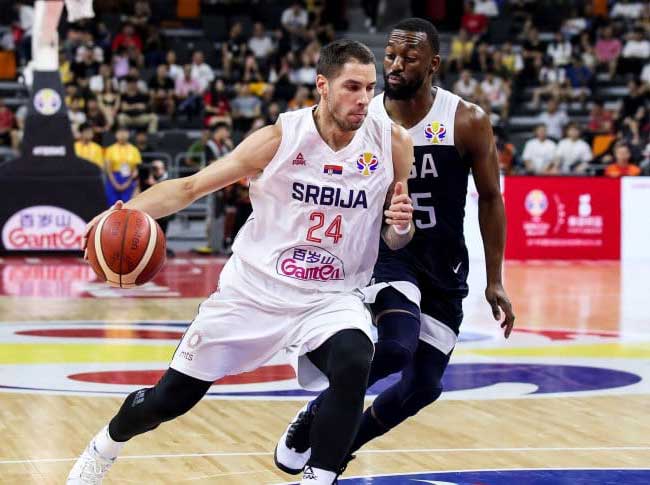 Serbia venció a un golpeado Estados Unidos