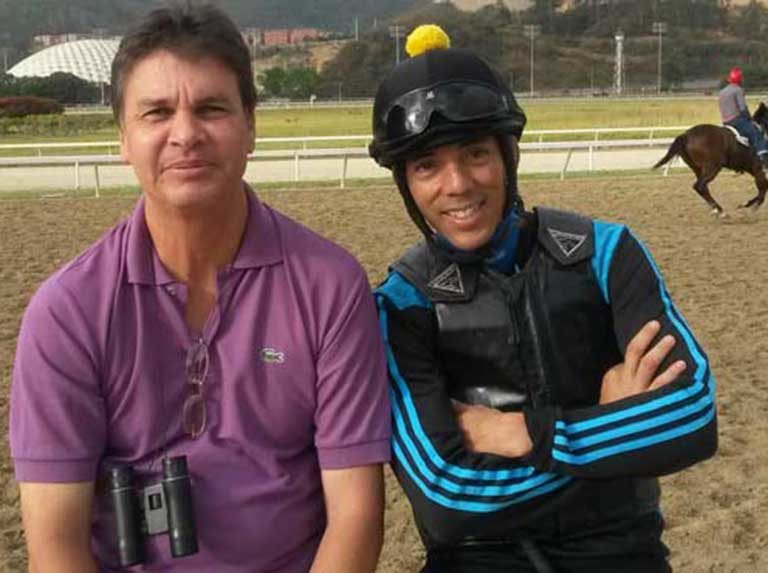 Ernesto Sanoja desarrolla la constancia