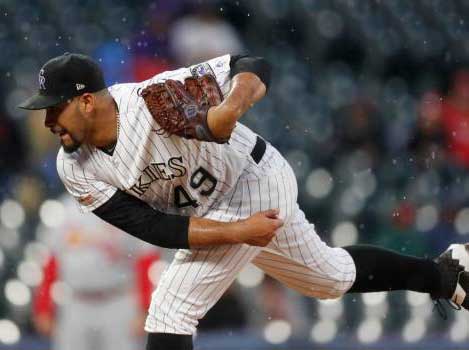 Senzatela dominó a los Cardenales