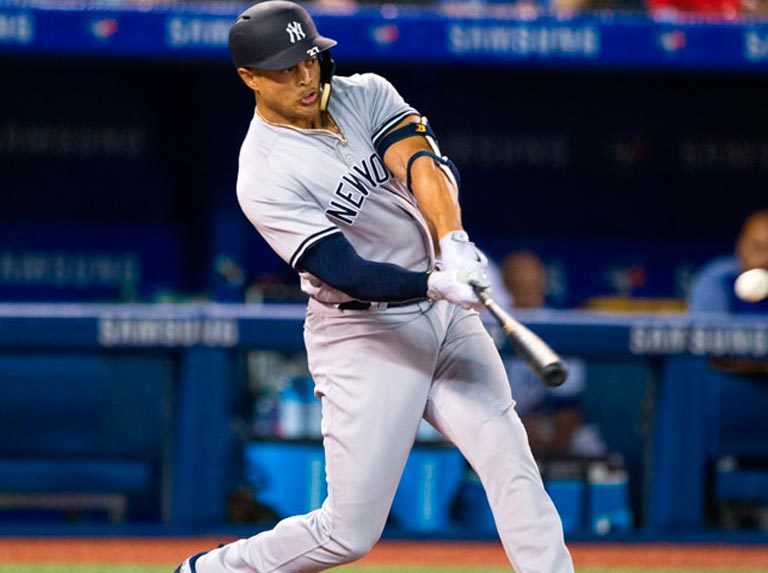 Giancarlo Stanton regresa al lineup de los Yankees