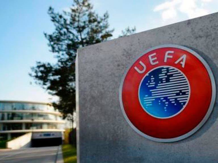 UEFA espera reanudar las ligas en julio