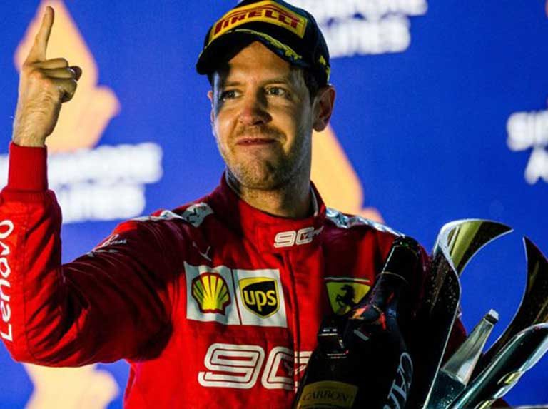 Sebastian Vettel se llevó el GP Singapur