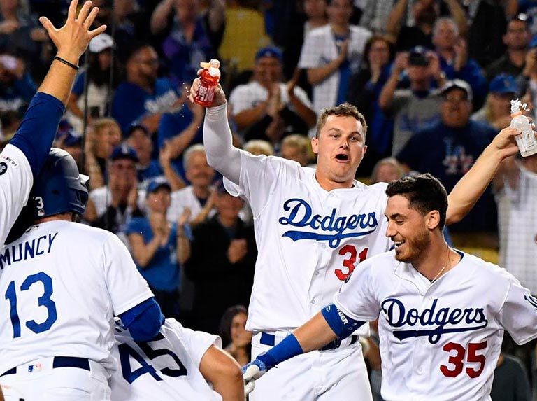 Dodgers conquistan su 7mo título divisional al hilo
