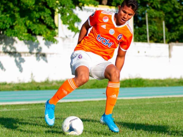 La Guaira avanzó con  una contundente goleada