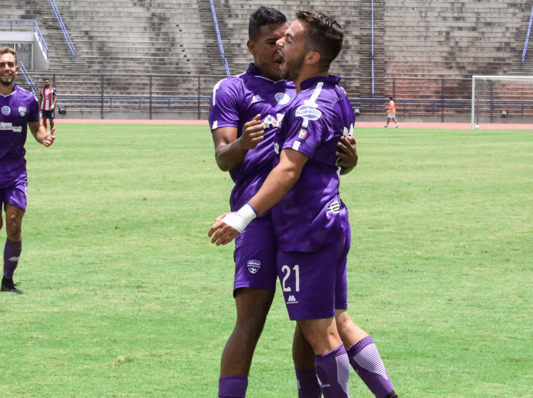 Metropolitanos derrotó al campeón y es líder