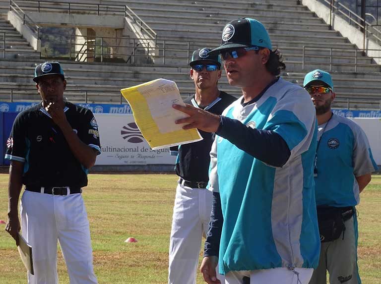 Alex Núñez satisfecho con lo que ha visto de Bravos