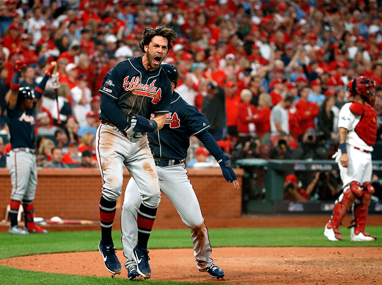 Bravos emboscó a Cardenales y remontó en el noveno capítulo