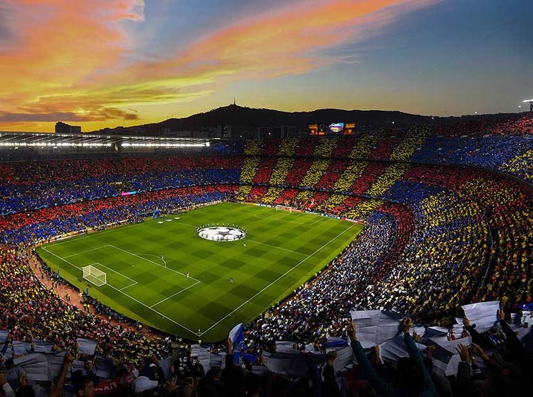 Pandemia retrasa remodelaciones en estadios del Barcelona y Madrid