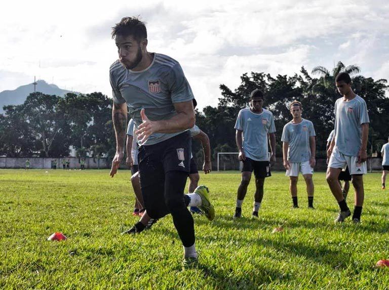 Carabobo y Estudiantes buscan el pase a cuartos