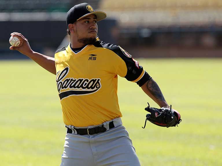 Alejandro Chacín se incorporó a Leones del Caracas