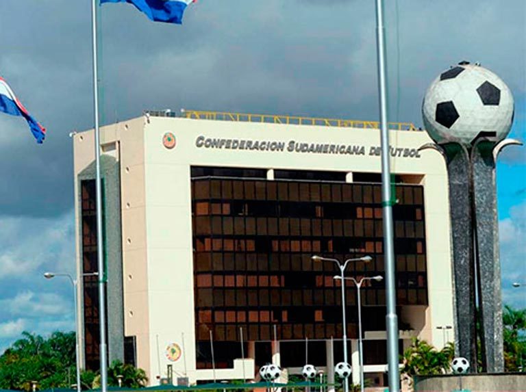 Conmebol mantiene la final de la Libertadores en Chile pese a los disturbios