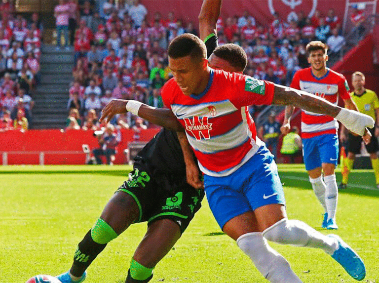 Machís y Herrera impulsan al Granada al liderato