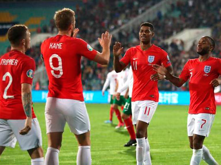 Inglaterra goleó a Bulgaria