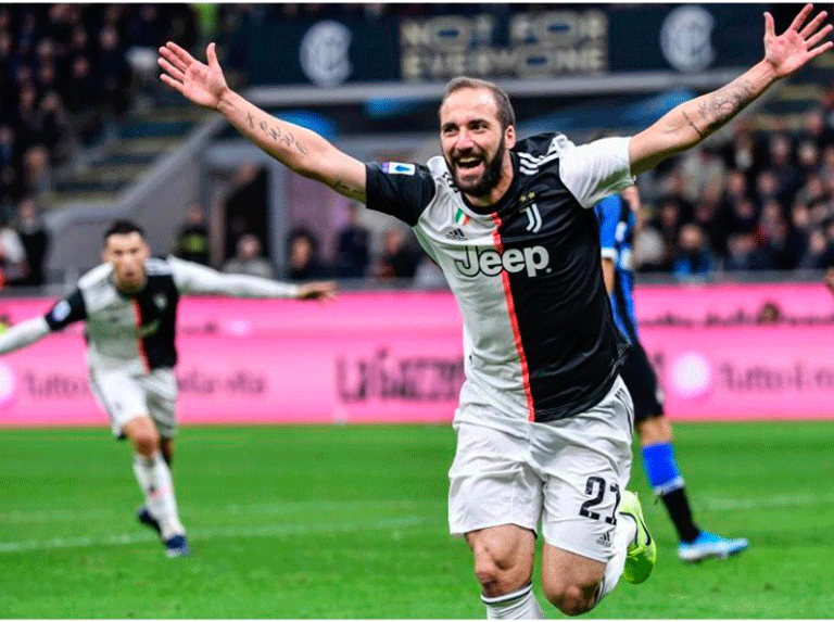 Juventus derrotó al Inter en San Siro y se adueñó del liderato en Italia