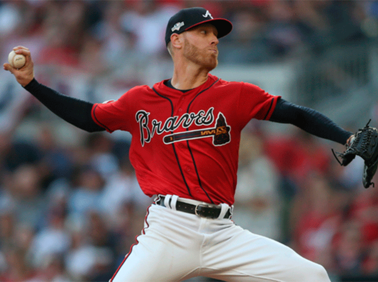 Foltynewicz brilló y Bravos empataron serie ante Cardenales