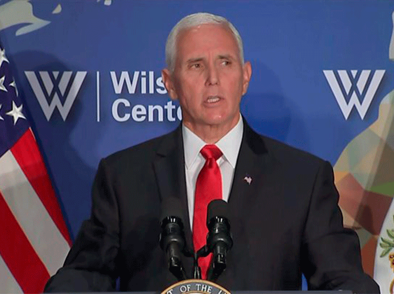 Pence tacha a la NBA de «filial de la China autoritaria» y critica a Nike
