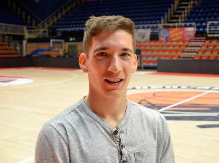 Richotti: «Me pone feliz ver a Campazzo, Deck y Laprovittola en el Madrid»