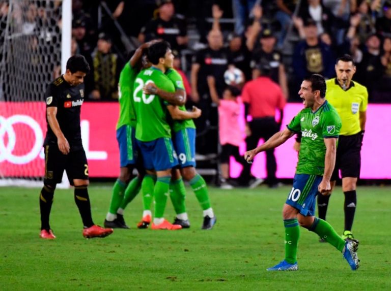 Seattle clasificó a la final de la MLS con goles de Ruidiaz