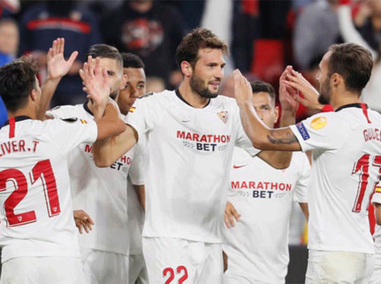 Sevilla goleó al Dudelange y es líder del Grupo A