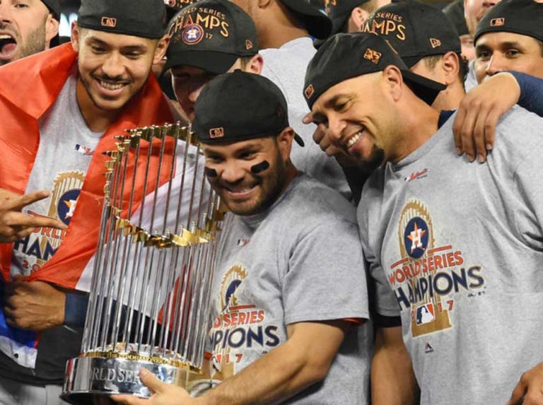Astros preparan estrategia ante los medios frente al escándalo de robos de señas