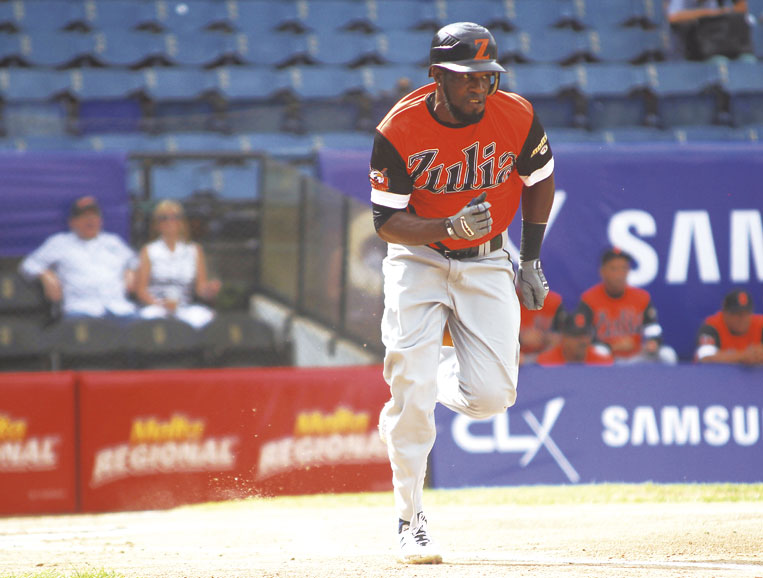 Lara sale a no dejar escapar al  puntero Zulia
