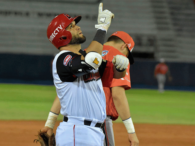 Cardenales ratificó su gran momento al barrer a Caribes en Barquisimeto