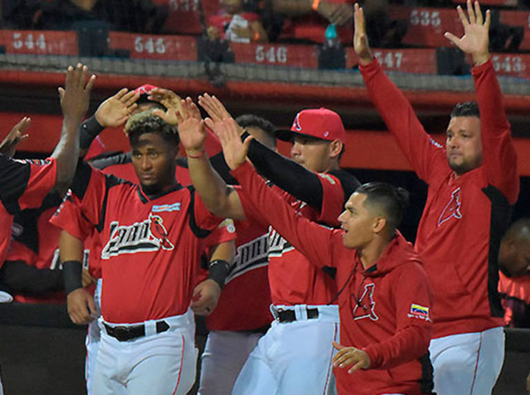 Cardenales derrotó al Magallanes