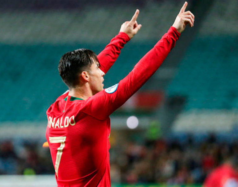 Cristiano volvió a su esencia anotando triplete demoledor
