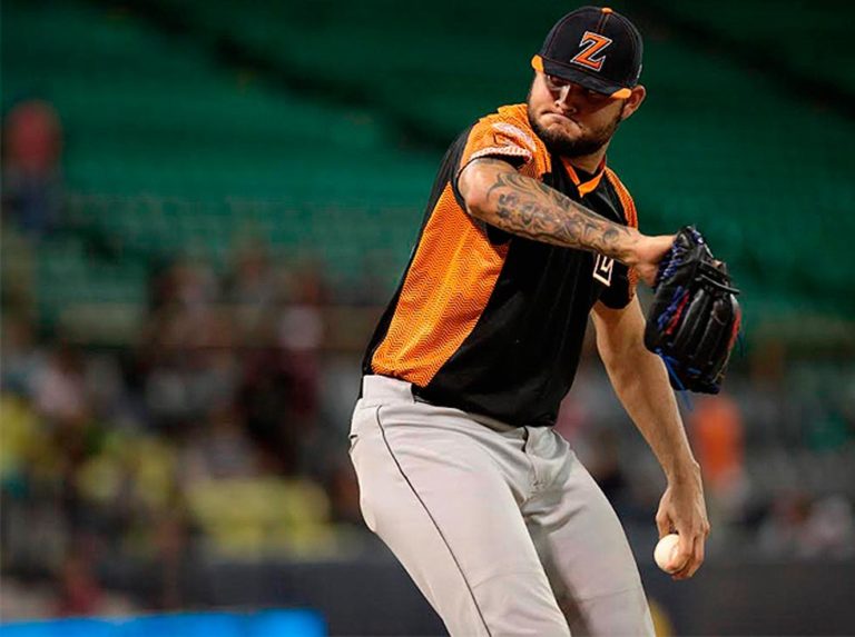 Elvis Araujo fue inscrito en el roster de las Águilas