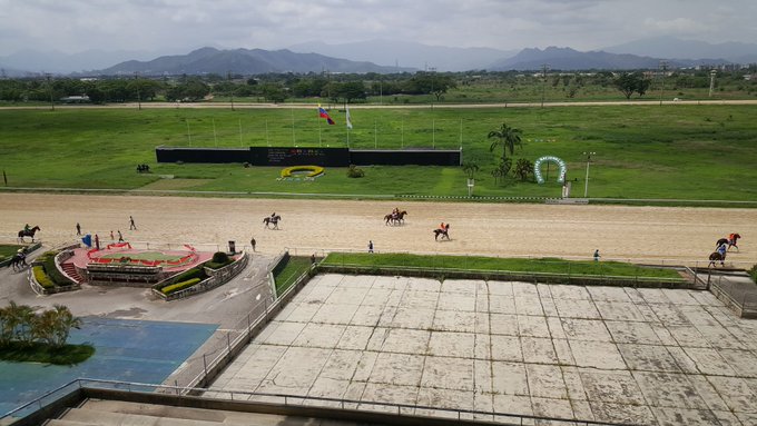 Resultados de las carreras de Valencia del viernes 1 (+tuit)