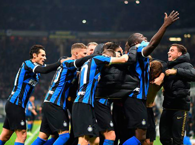 Inter sacó los tres puntos al Verona