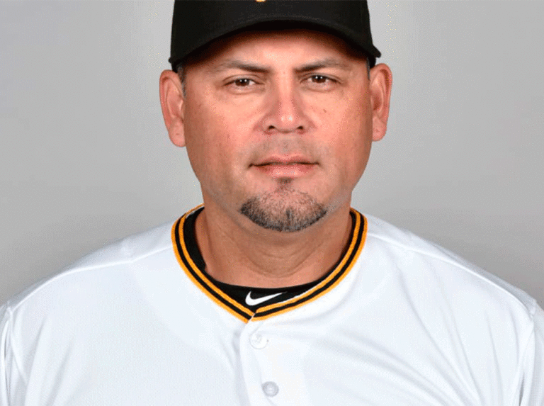 Jacob Cruz se integra al cuerpo técnico de Milwaukee