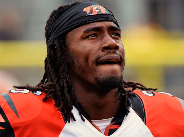 NFL suspende indefinidamente a Josh Shaw por participar en apuestas
