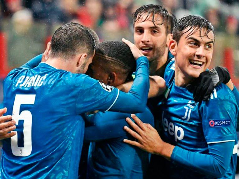 Juventus clasificó a octavos de la Champions