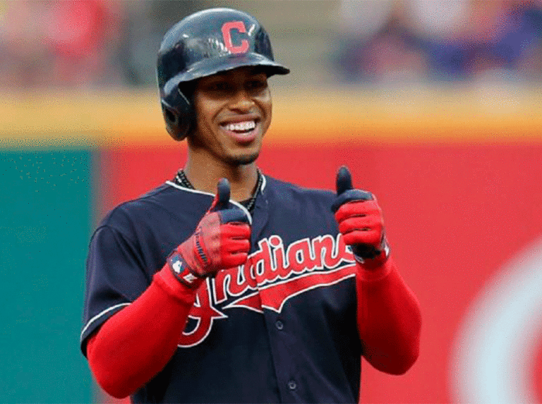 Dodgers tendrían un paquete por Betts o Lindor