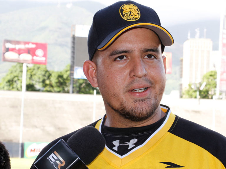 Loiger llegó a poner  orden en el bullpen