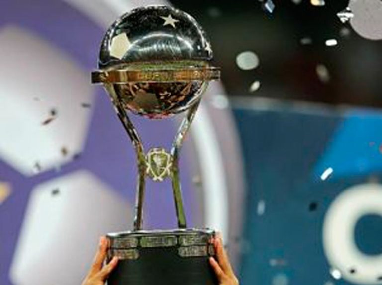 Luis Fonsi pondrá música a final en Asunción de la Copa Sudamericana