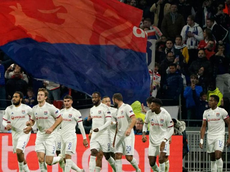 Lyon ganó con autoridad al Benfica