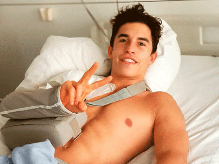 Marc Márquez se muestra contento tras operación de hombro