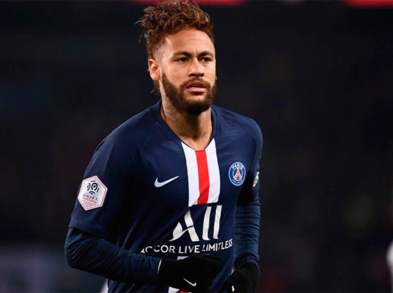 Neymar fue convocado por el PSG para enfrentar al Real Madrid