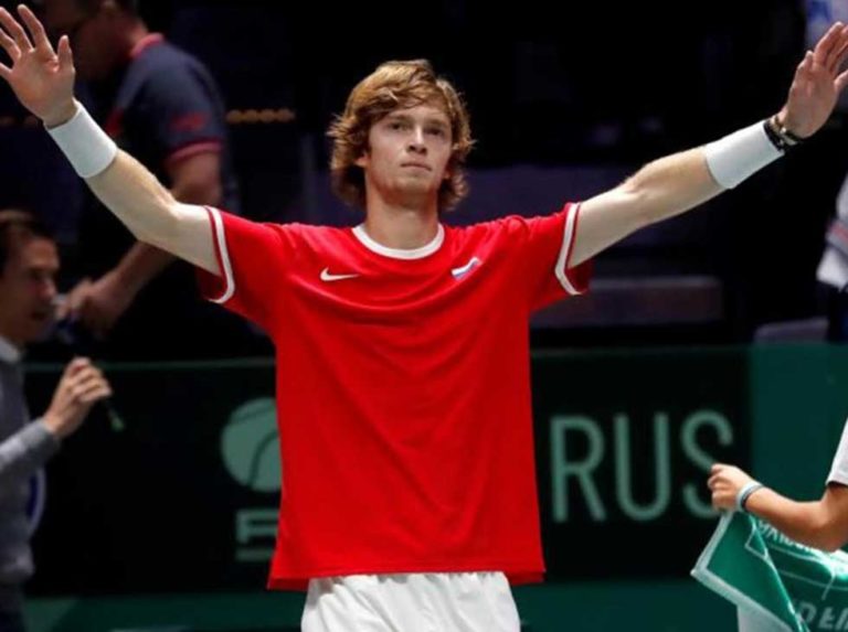Rublev adelantó a Rusia ante Serbia en Copa Davis