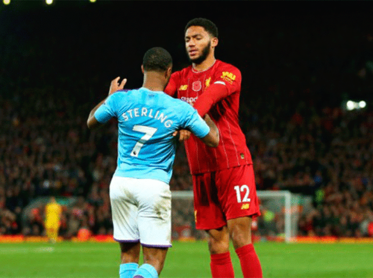 Sterling sale de la convocatoria inglesa por altercado con Joe Gomez