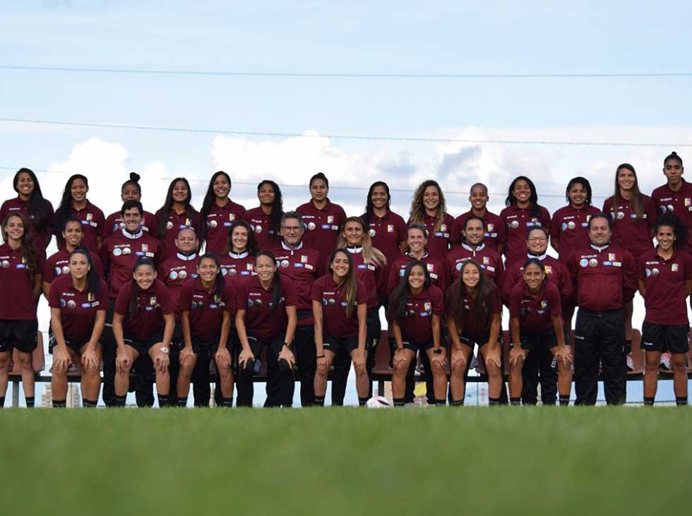 VinotintoFemenina1