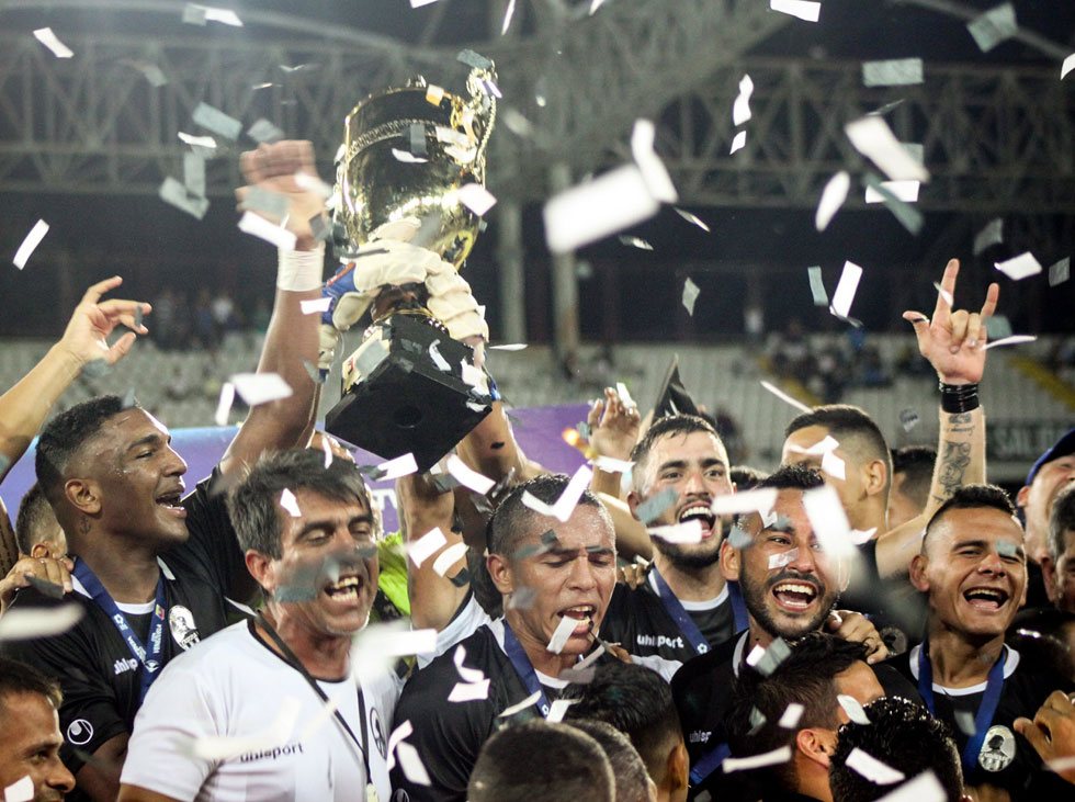 ZAMORA-CAMPEOm