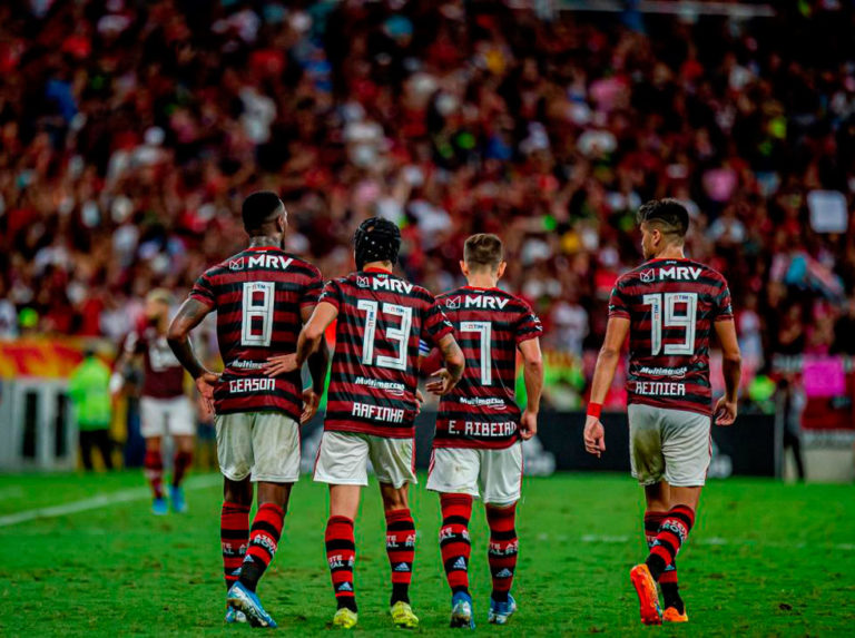Flamengo aspira a repetir en Lima la gesta de Zico